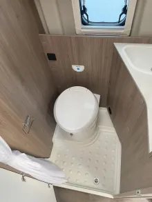 Fahrzeugbild Carado CV 640 Pro 1. Hand, Markise, Fahrradträge #12