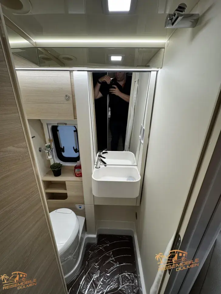 Fahrzeugbild Eura Mobil Van 635 EB #21