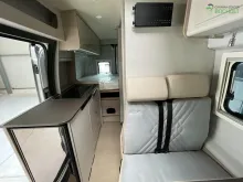 Fahrzeugbild Bürstner LINEO C 590 Aufstelldach / Automatik / 170 PS #11