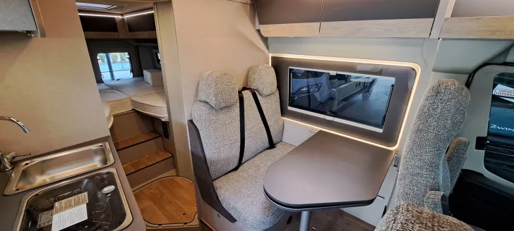 Fahrzeugbild Globecar Campscout Elegance mit Längsbetten #6