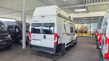 Fahrzeugbild Pössl H-Line 2WIN Vario mit 4 Schlafplätze #3