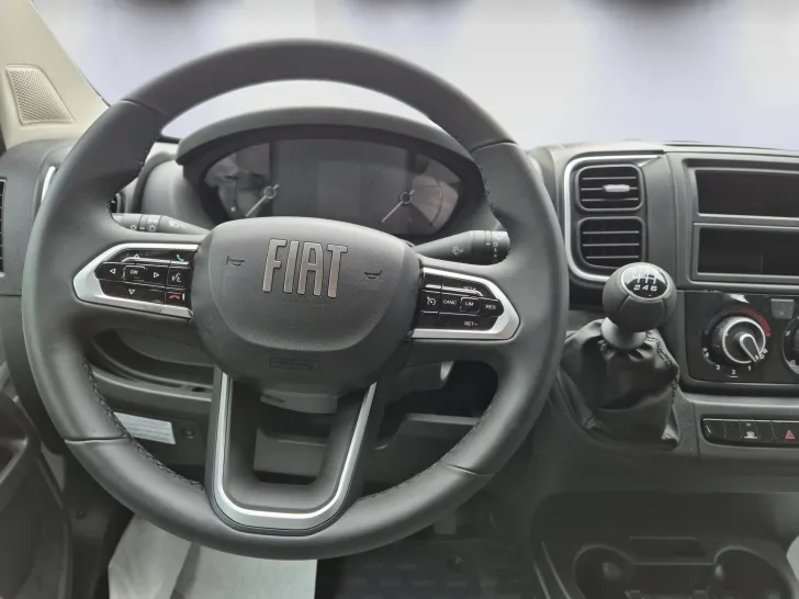 Fahrzeugbild Etrusco T 5900 FB #3