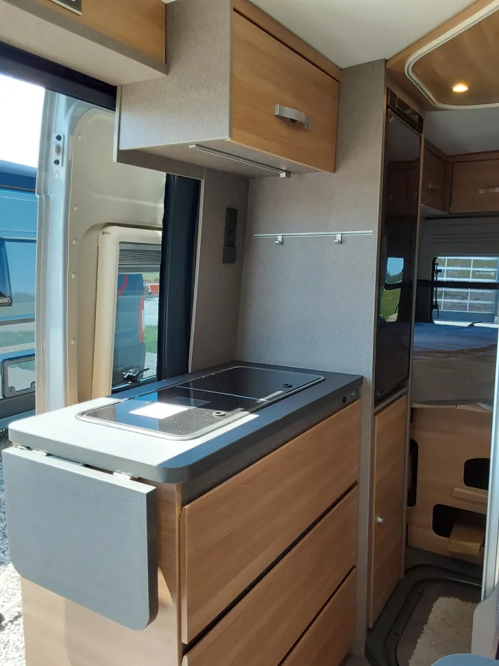 Fahrzeugbild Dethleffs Globetrail Classic 600 DR Fiat mit Aufstelldach #7