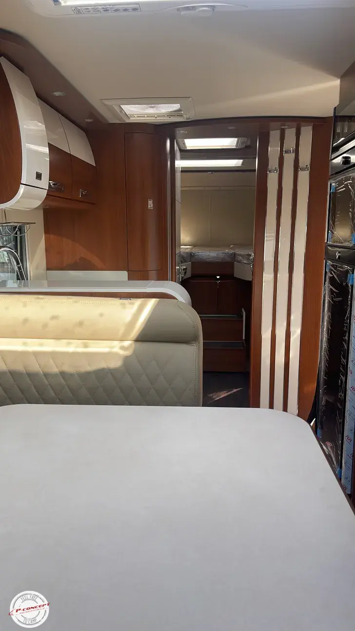 Sicht vorne-hinten Carthago liner-for-two I 53 *28.000€ Sommer-Bonus*
