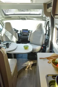 Fahrzeugbild Carado CV640 pro+*Schwenkbad*Digital-Paket* #7