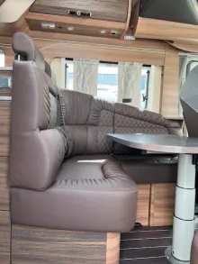 Fahrzeugbild Knaus Sun I 700 LEG Verfügbar 11/26 #6