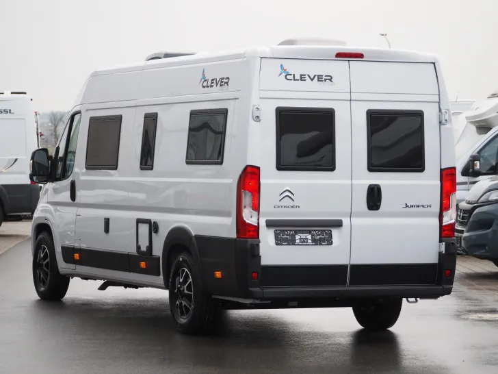 Fahrzeugbild Clever Runner, Schwenkbad, Dieselheizung, uvm. ! #3