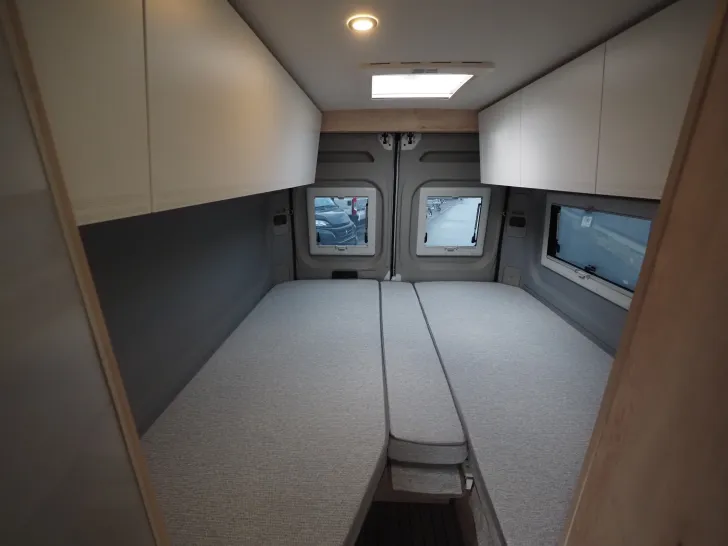 Fahrzeugbild Clever Runner, Schwenkbad, Dieselheizung, uvm. ! #7