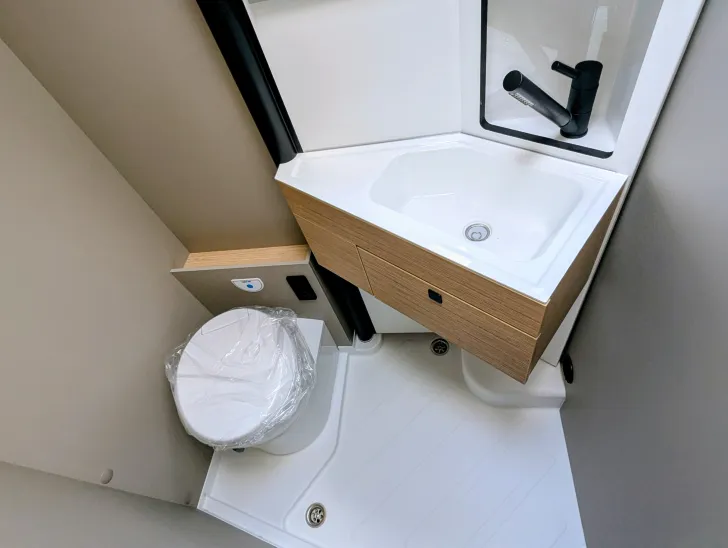 Fahrzeugbild Bürstner Campeo TD 690 G UVP 95.990 € #13