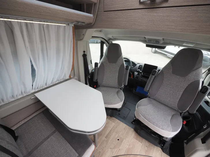 Fahrzeugbild Pössl Roadcruiser XL, 180 PS Maxi, Automatik, uvm.! #6
