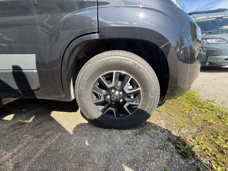 Fahrzeugbild Pössl D-LINE TRENTA 600 R #5