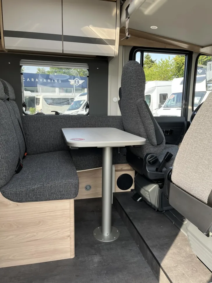 Fahrzeugbild Dethleffs Globebus I 4 #20