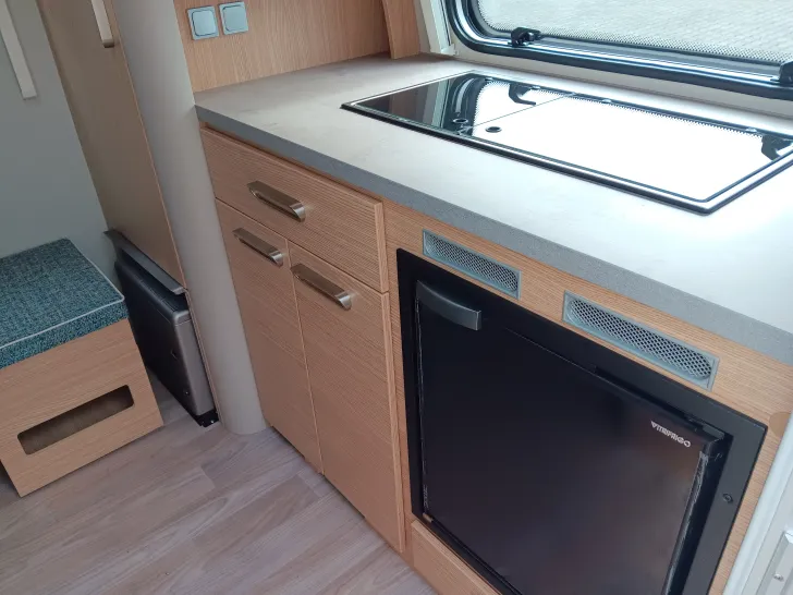 Fahrzeugbild T@B BASIC 320 #6