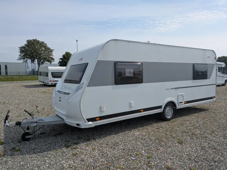 Fahrzeugbild LMC Tandero 510 E GFK-Bug-Dach-Heck/Duschpaket/Anti-Schlingerkupplung #4
