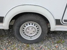 Fahrzeugbild LMC Tandero 510 E GFK-Bug-Dach-Heck/Duschpaket/Anti-Schlingerkupplung #19