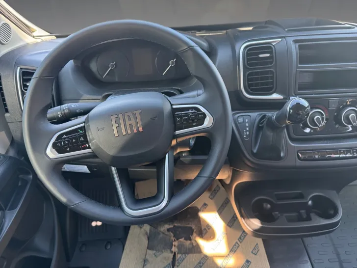 Fahrzeugbild Sunlight Adventure Cliff 602 Winteraktion #8