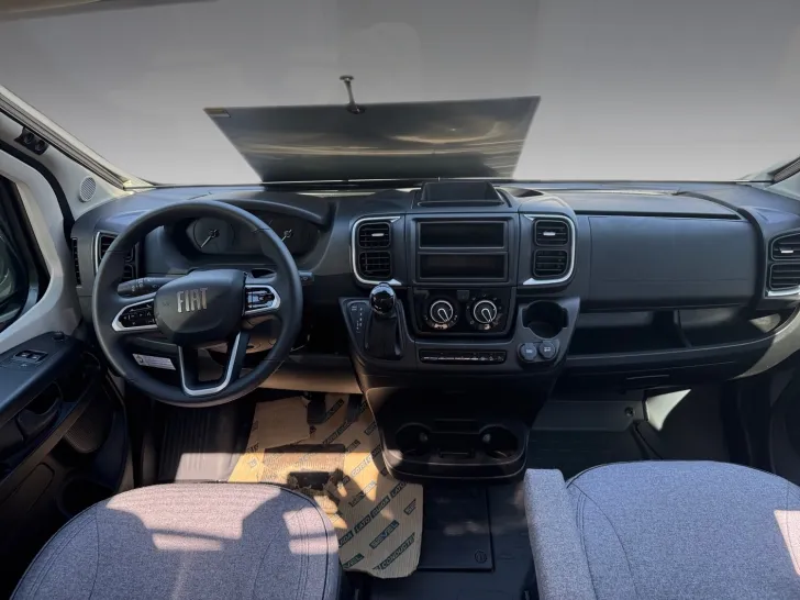 Fahrzeugbild Sunlight Adventure Cliff 602 Winteraktion #10