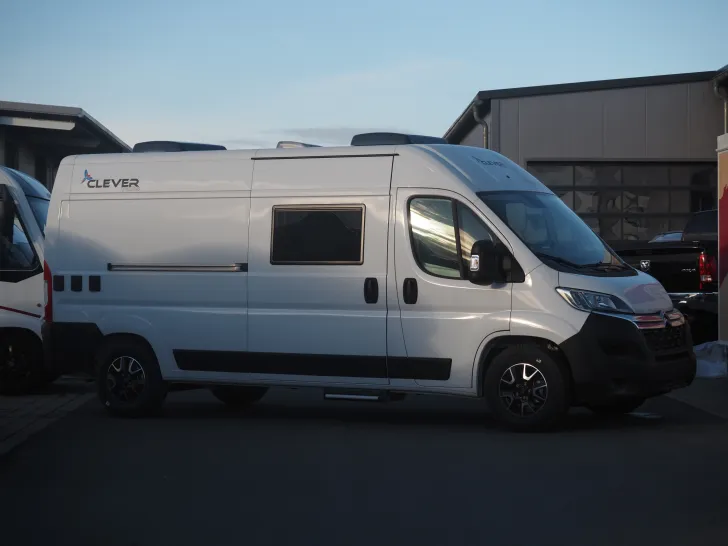 Fahrzeugbild Clever Spirit, Truma D6, Designpaket, Markise, uvm. #2