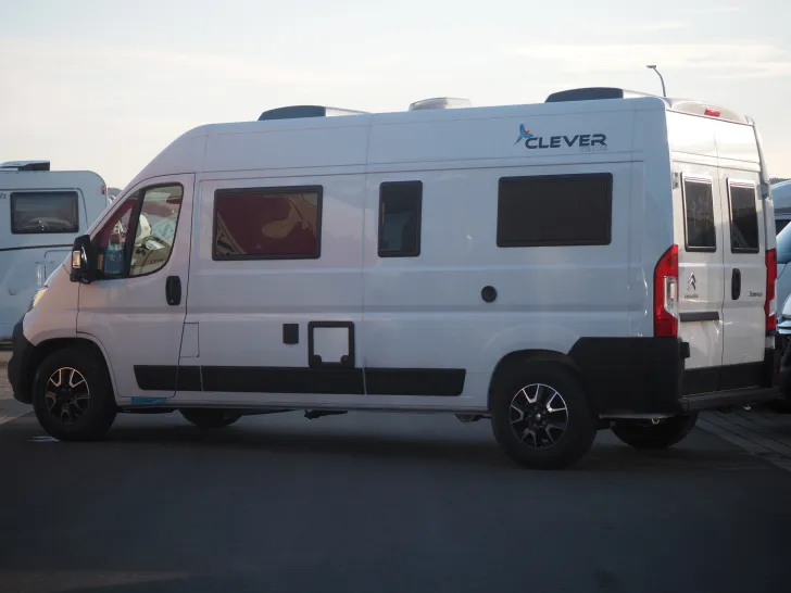 Fahrzeugbild Clever Spirit, Truma D6, Designpaket, Markise, uvm. #3