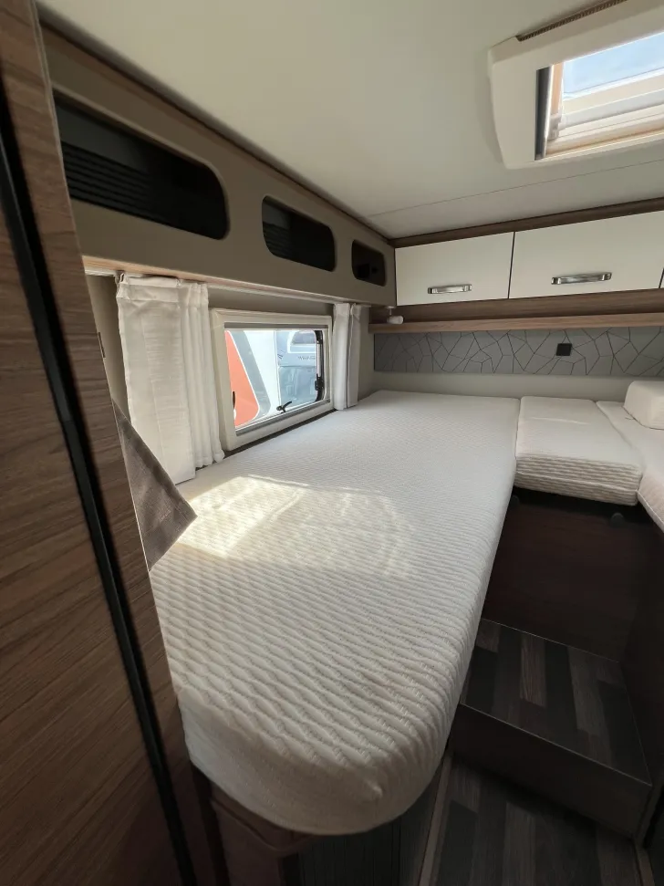 Fahrzeugbild Weinsberg CaraCompact 600 MEG EDITION [PEPPER] Mietwagen Verfügbar Nov 25 #7