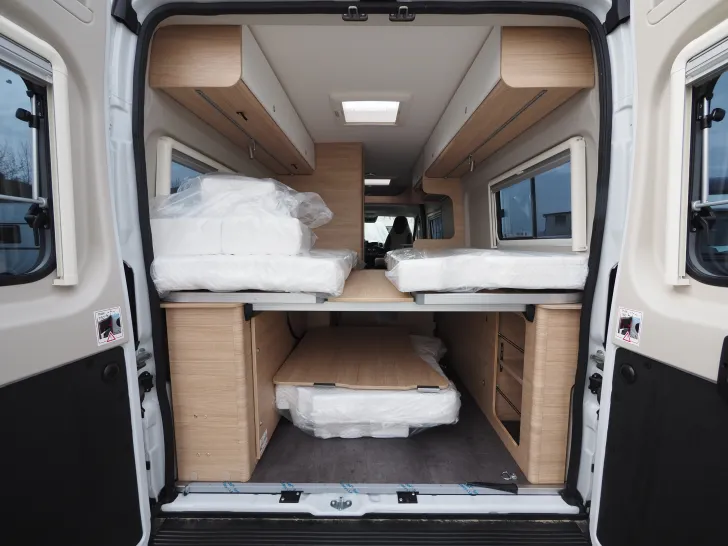 Fahrzeugbild Roadcar R 640, 3. Bett, Isofix, Markise, Radträger, uvm. #13