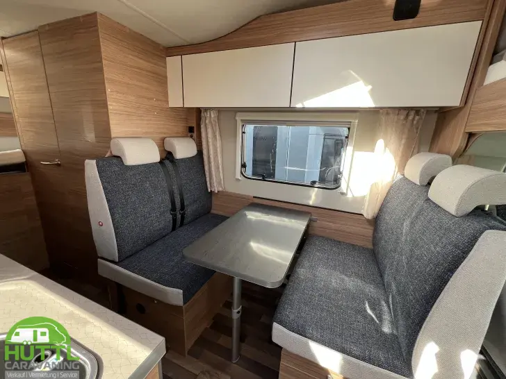 Fahrzeugbild Weinsberg CaraHome 650 DG Mietwagen Verfügbar Nov 26 #6