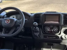 Fahrzeugbild Weinsberg CaraHome 650 DG Mietwagen Verfügbar Nov 26 #5