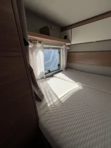 Fahrzeugbild Weinsberg CaraHome 650 DG Mietwagen Verfügbar Nov 26 #9