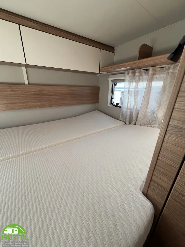 Fahrzeugbild Weinsberg CaraHome 650 DG Mietwagen Verfügbar Nov 26 #10