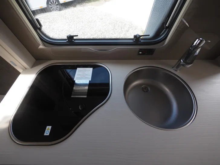 Fahrzeugbild Dethleffs Nomad 530 DR, 36.991,-€ Listenpreis ! #9