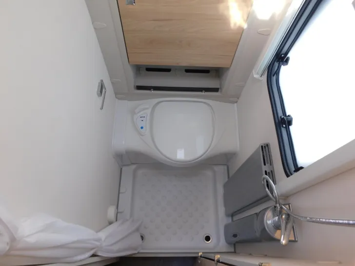 Fahrzeugbild Dethleffs Nomad 730 FKR VOLLAUSSTATTUNG !!! #16