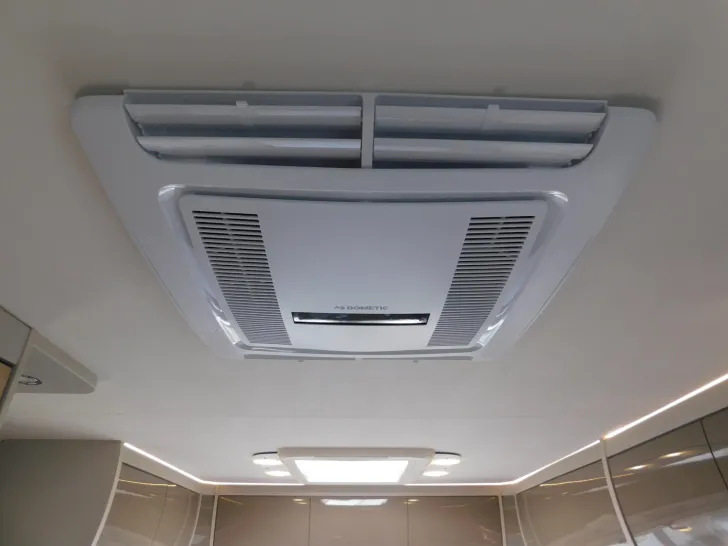 Fahrzeugbild Dethleffs Nomad 730 FKR VOLLAUSSTATTUNG !!! #18