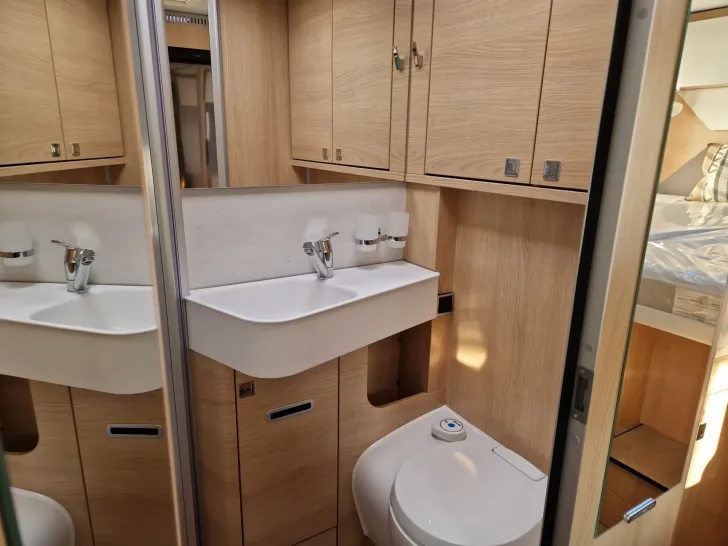 Fahrzeugbild Hymer B-MC T 600 Blackline Lithium XL/Autark/Markise #14