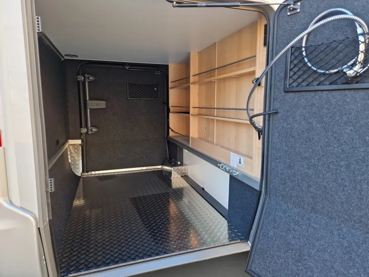 Fahrzeugbild Hymer B-MC T 600 Blackline Lithium XL/Autark/Markise #17