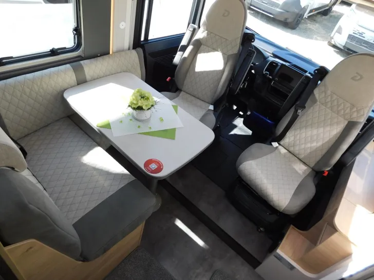 Fahrzeugbild Dethleffs Globebus Active I 4 Combi6E, Fußbodenheizung #12