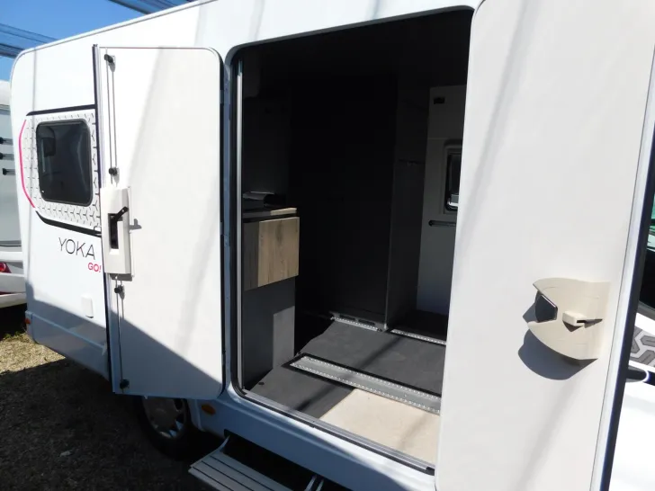 Fahrzeugbild Dethleffs Yoka Go T 1 Automatik, Rahmenfesnter, Heckklappe #7