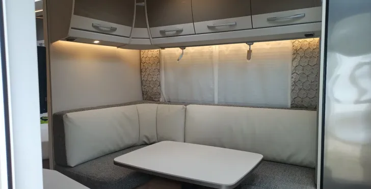 Fahrzeugbild Dethleffs Nomad 490 BLF #6