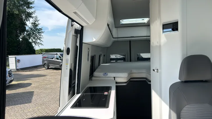 Fahrzeugbild VW Grand California 680 #8