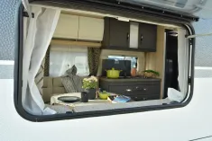 Bild 8 Hobby De Luxe 460 UFe *IC-Sondermodell*