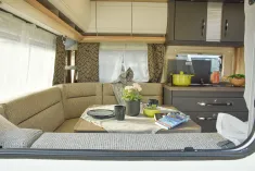 Bild 10 Hobby De Luxe 460 UFe *IC-Sondermodell*