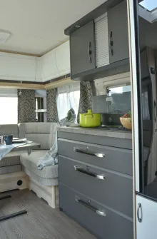 Fahrzeugbild Hobby De Luxe 460 UFe *IC-Sondermodell* #17