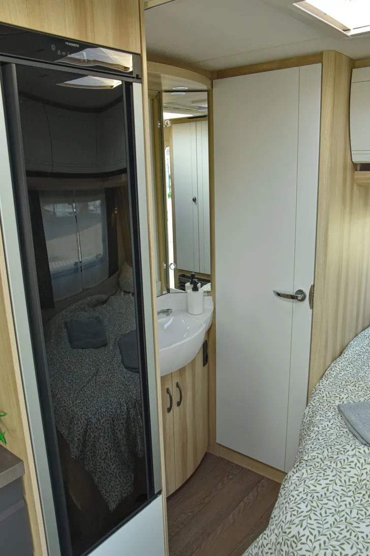 Fahrzeugbild Hobby De Luxe 460 UFe *IC-Sondermodell* #19