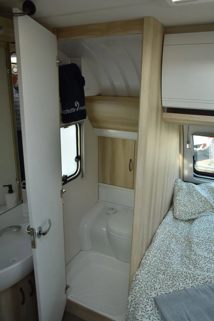 Fahrzeugbild Hobby De Luxe 460 UFe *IC-Sondermodell* #21