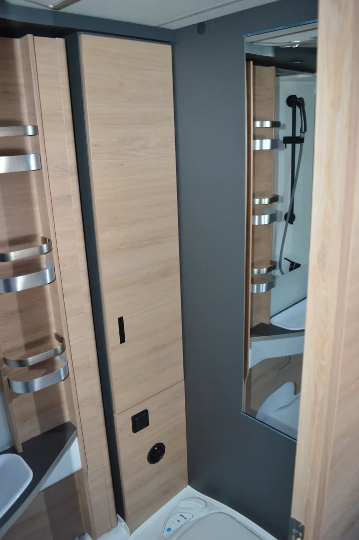 Fahrzeugbild Knaus L!VE TI 650 MEG Platinum Selection #23