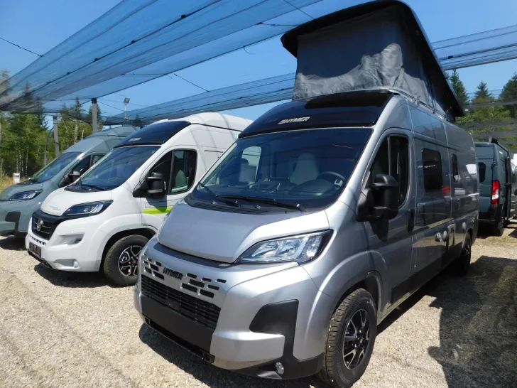 Fahrzeugbild Hymer Grand Canyon Fiat Dieselheizung, Aufstelldach #1