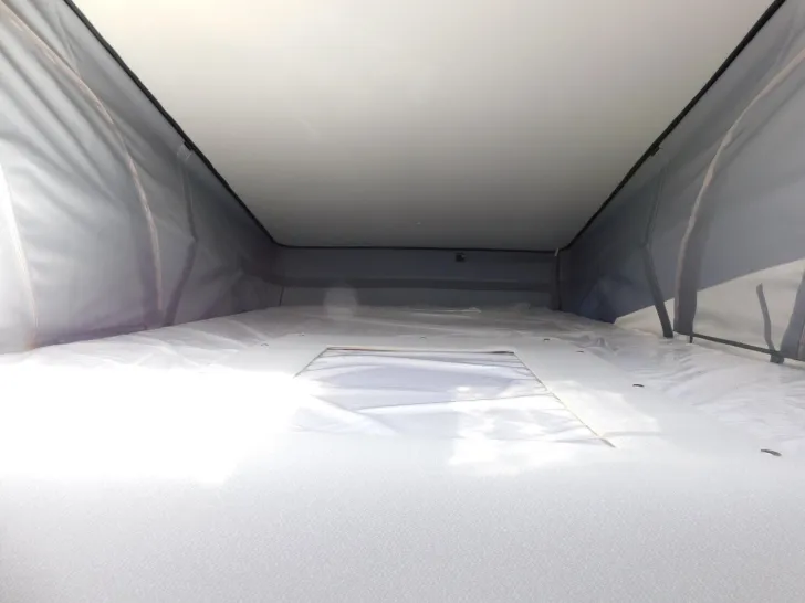 Fahrzeugbild Hymer Grand Canyon Fiat Dieselheizung, Aufstelldach #18