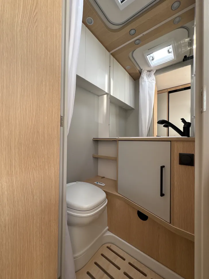 Toilette LMC Style 493 K 70 Jahre