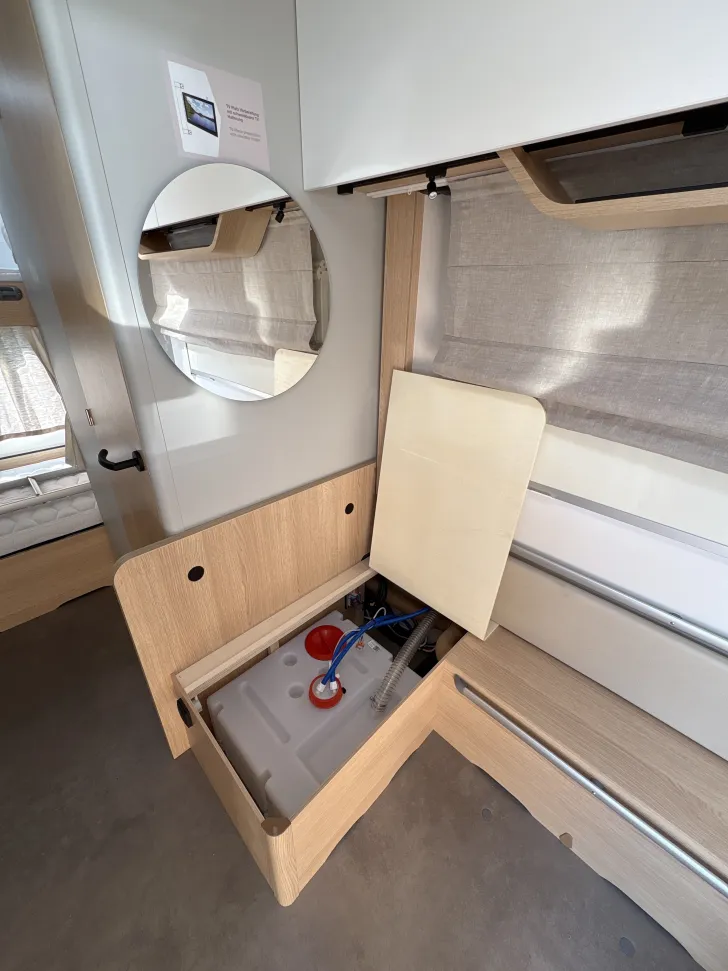 Wassertank LMC Style 493 K 70 Jahre