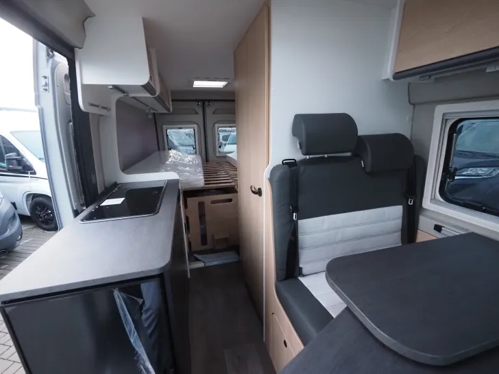 Fahrzeugbild Sunlight CLIFF 602 Adventure Edition, Längsbetten 6m #5