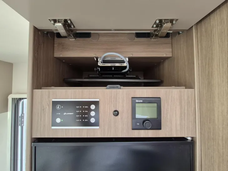 Fahrzeugbild Carado T 447 180PS Automatik/C6E/Heckstützen #19